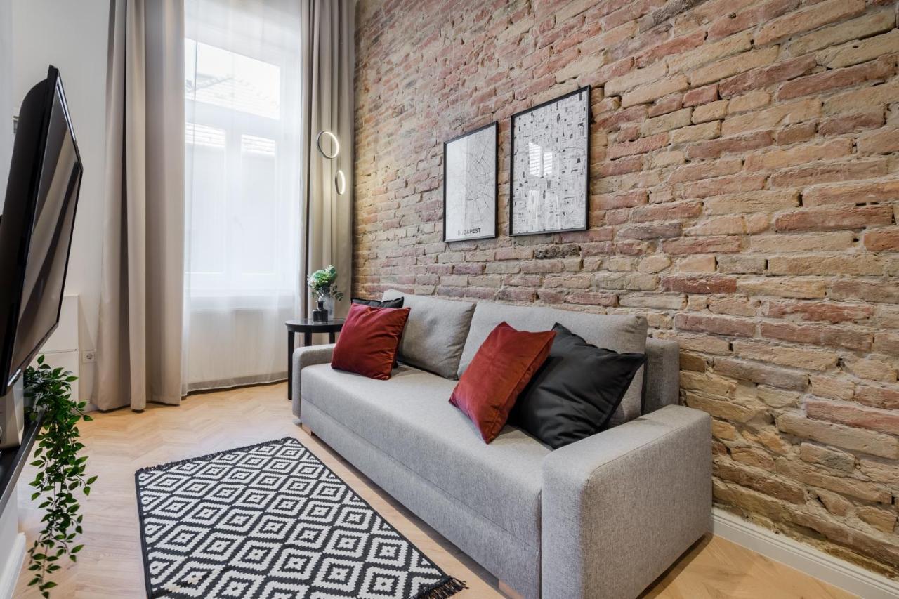 K33- Boutique Apartments, Best Location, By Bqa Budapest Exterior photo