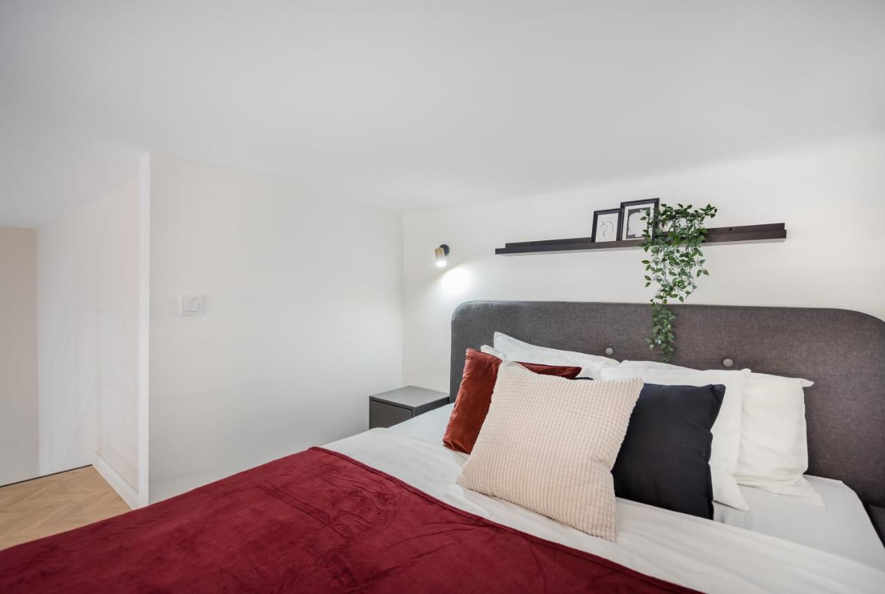 K33- Boutique Apartments, Best Location, By Bqa Budapest Exterior photo